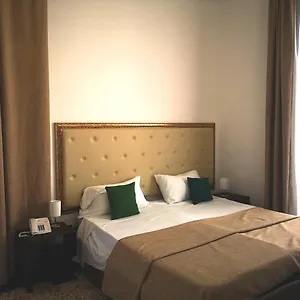 Valentino Hotel