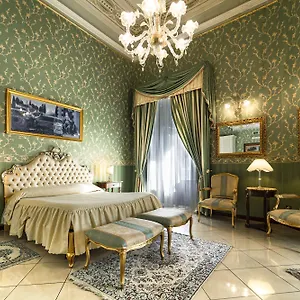 Romeo Hotel