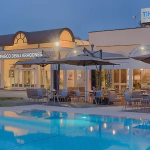 Szálloda Nh Parco Degli Aragonesi